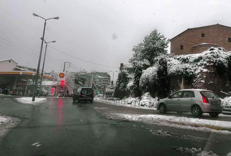 Σε ετοιμότητα ο Δήμος Ηρωικής Πόλεως Νάουσας για την αντιμετώπιση της χιονόπτωσης